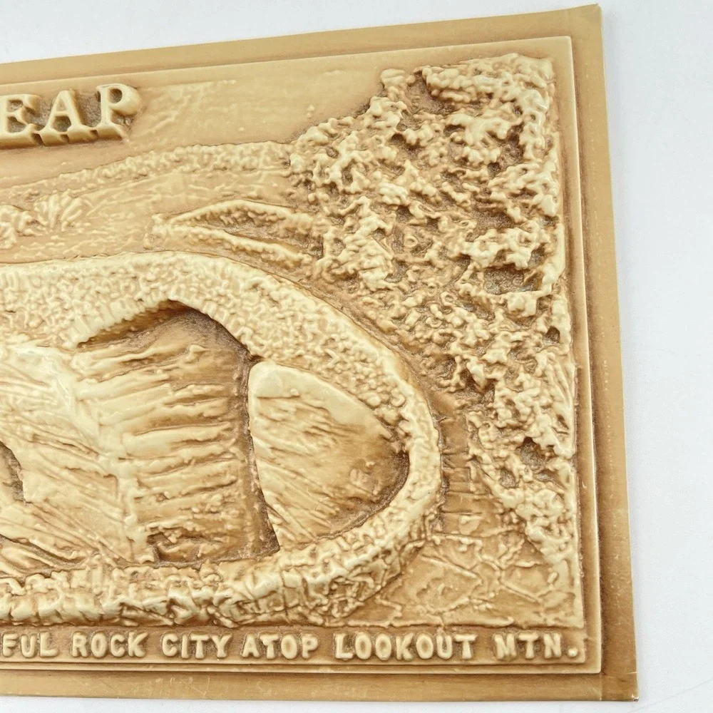 Post Plex 3D Relief Postcard Rock City Gardens Lovers Leap 1958 Eden Plastics TN